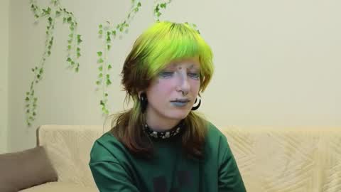 Snapshot of veolatownson chatting on 09.15.25 Erica online show from 09.15.25