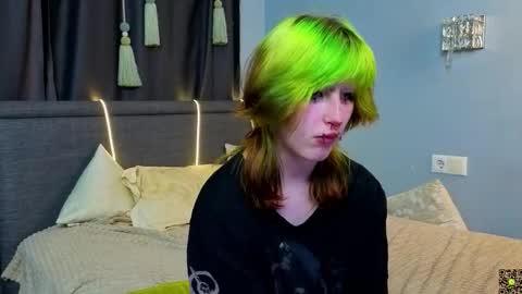 Snapshot of veolatownson chatting on 10.13.25 Erica online show from 10.13.25