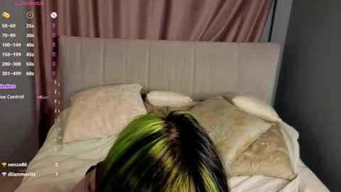 Snapshot of veolatownson chatting on 10.24.25 Erica online show from 10.24.25