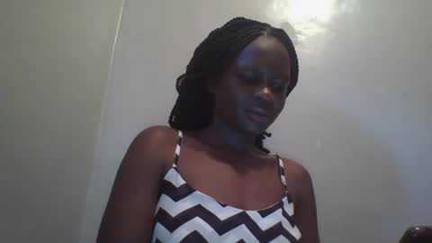 Snapshot of vera_bright chatting on 02.19.25 vera_bright online show from 02.19.25
