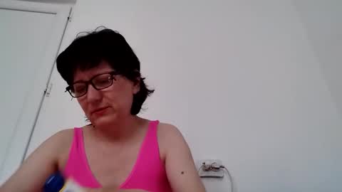 Snapshot of vera_elle chatting on 05.31.26 Vera online show from 05.31.26