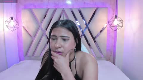 Snapshot of verabest chatting on 12.16.24 Domelipa online show from 12.16.24