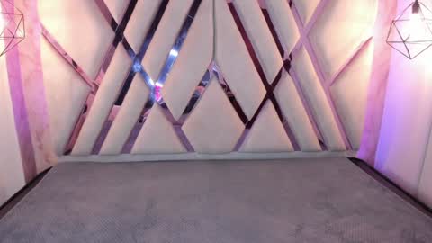 Snapshot of verabest chatting on 02.07.25 Domelipa online show from 02.07.25