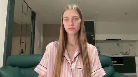 Snapshot of verablanc chatting on 05.27.26 verablanc online show from 05.27.26