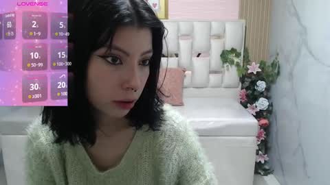 Snapshot of verana_s chatting on 09.10.25 Verana online show from 09.10.25