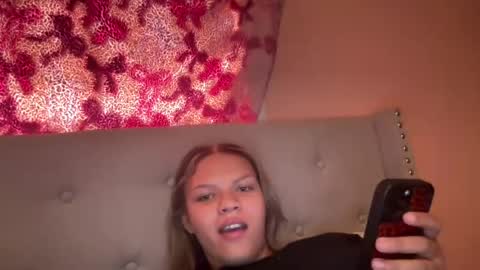 Snapshot of veranikimi chatting on 07.11.26 veranikimi online show from 07.11.26