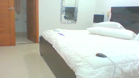 Snapshot of vergagolosa22 chatting on 10.09.25 vergagolosa22 online show from 10.09.25