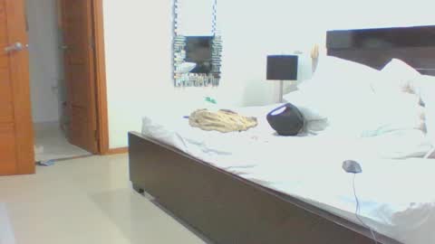 Snapshot of vergagolosa22 chatting on 10.13.25 vergagolosa22 online show from 10.13.25