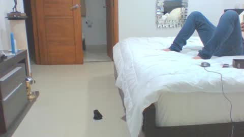 Snapshot of vergagolosa22 chatting on 11.01.25 vergagolosa22 online show from 11.01.25