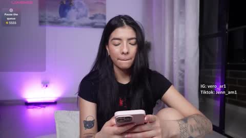 vero_cam online show from 12.04.25