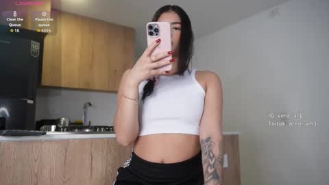 vero_cam online show from 12.19.25