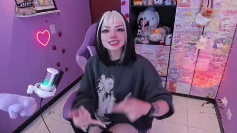     online show from 11.06.25