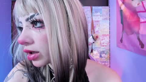     online show from 04.21.26