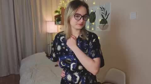 Veronica online show from 10.30.25