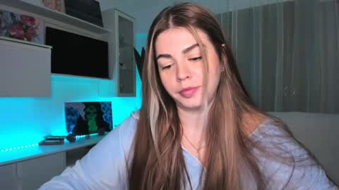 Lolitalolz online show from 01.24.25