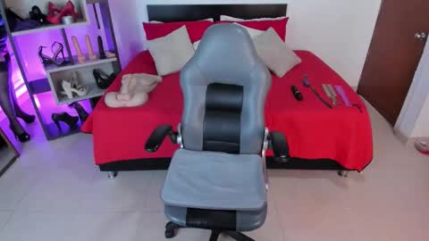 Vero Milf online show from 10.20.25