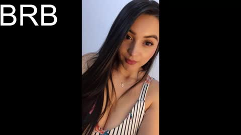 Snapshot of veronicaa_4 chatting on 12.19.25 Veronica Rodriguez online show from 12.19.25