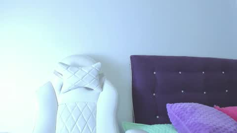 veronicaa_squirt online show from 03.03.26