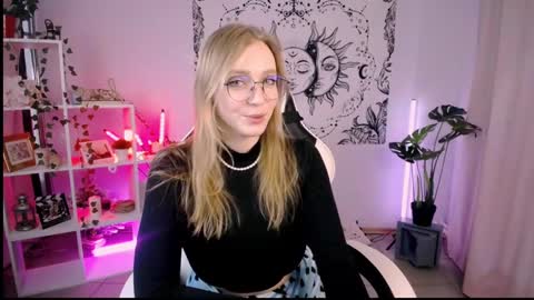 VERONICA online show from 02.24.25