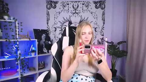 VERONICA online show from 09.18.25