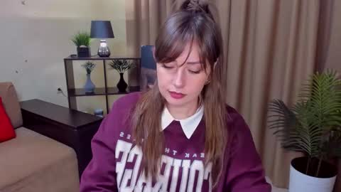 Veronica online show from 10.13.25