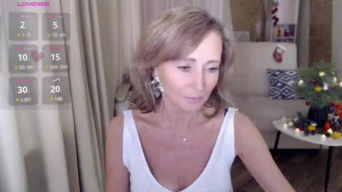 Helen online show from 12.21.24