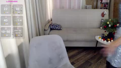 Helen online show from 12.22.24