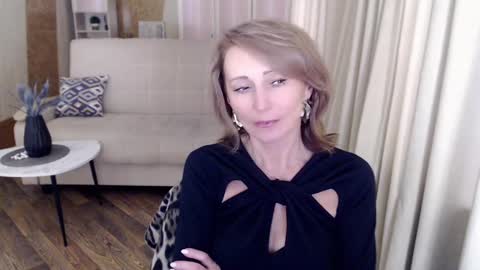 Helen online show from 01.15.25