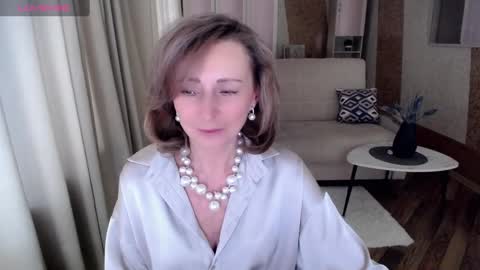 Helen online show from 01.22.25