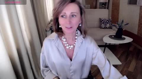Helen online show from 01.28.25
