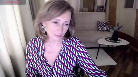 Helen online show from 01.31.25