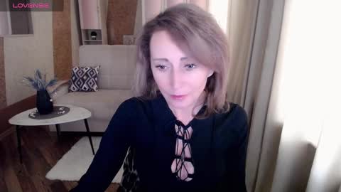 Helen online show from 02.06.25