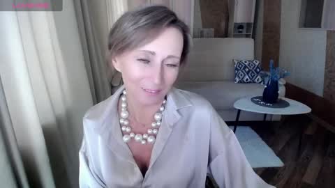 Helen online show from 02.10.25