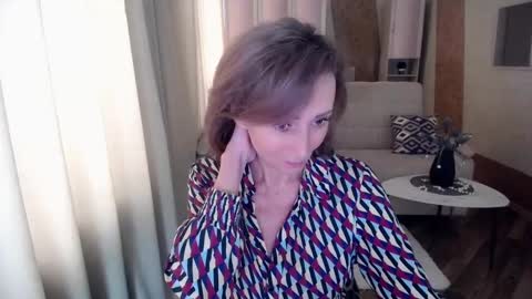 Helen online show from 02.16.25
