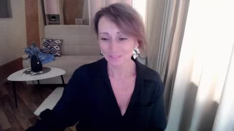 Helen online show from 02.17.25
