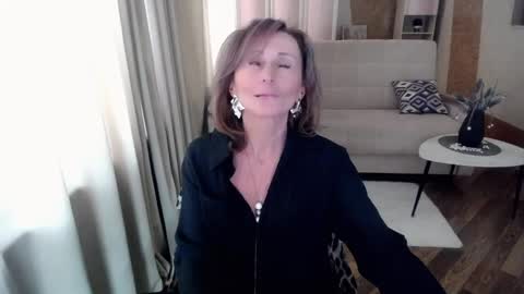 Helen online show from 02.19.25