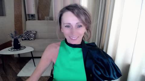 Helen online show from 02.21.25
