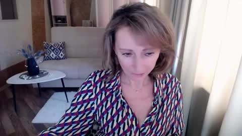Helen online show from 03.02.25