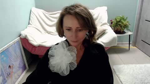 Helen online show from 03.10.25
