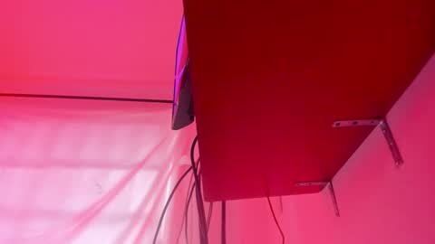 Snapshot of veronicagilss chatting on 02.14.26 Veronica Gills online show from 02.14.26