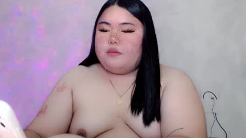 Snapshot of veronicakisses chatting on 10.25.25 MS. VERONICA 22 I love Aza 3 online show from 10.25.25