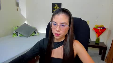 Veronica Miller online show from 11.03.25