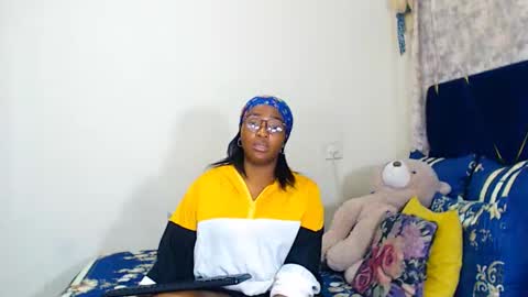 Snapshot of veronicarod1 chatting on 04.28.26 veronicarod1 online show from 04.28.26
