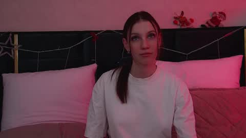 Veronica online show from 12.22.25