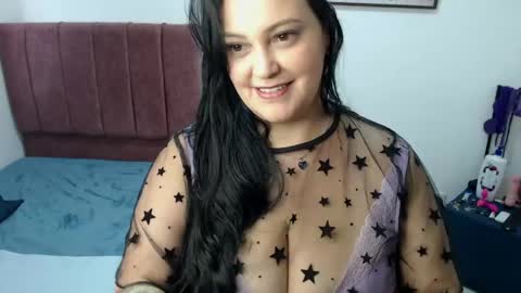 Snapshot of veroniicabbw_ chatting on 06.06.26 veroniicabbw_ online show from 06.06.26