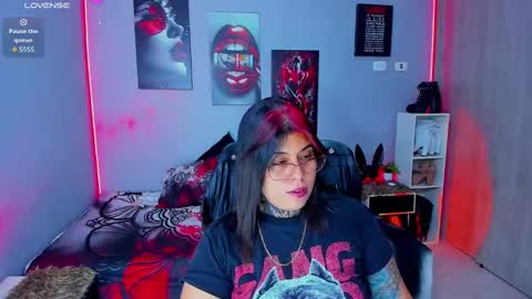 Miss Veronika online show from 09.22.25