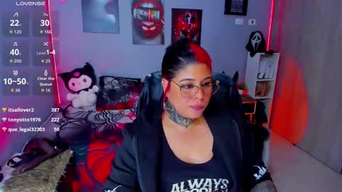 Miss Veronika online show from 10.23.25