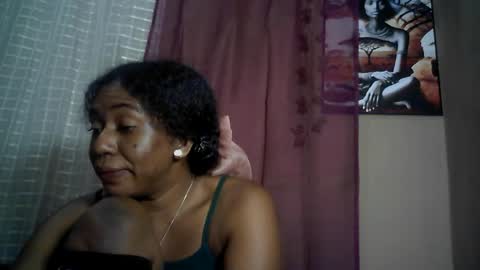 Snapshot of verronique1511 chatting on 07.18.26 verronique1511 online show from 07.18.26