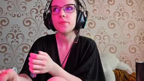 Snapshot of versieskains chatting on 03.23.26 versieskains online show from 03.23.26