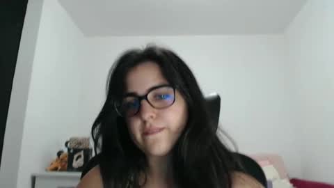 Snapshot of veruca99 chatting on 11.01.25 veruca99 online show from 11.01.25